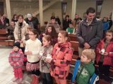 Deti spievali a modlili sa, plné radosti, že v tomto roku prvýkrát prijmú Pána Ježiša v Eucharistii...